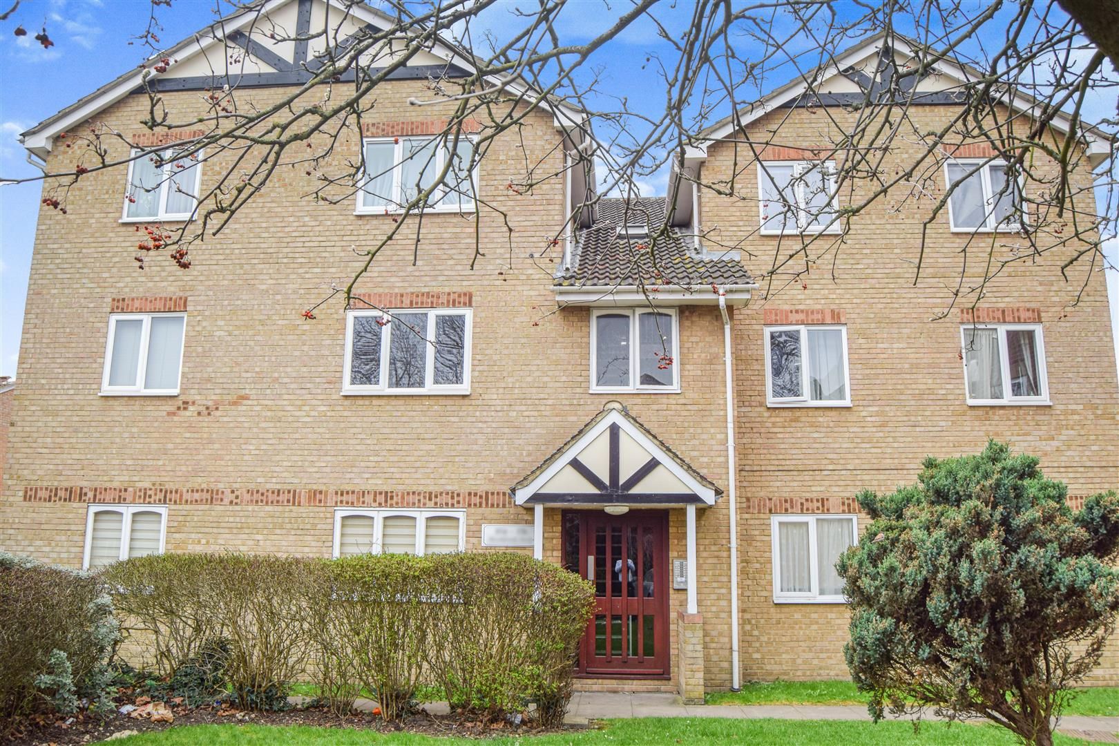1 bed flat for sale in Heathfield Drive, Mitcham CR4 Zoopla