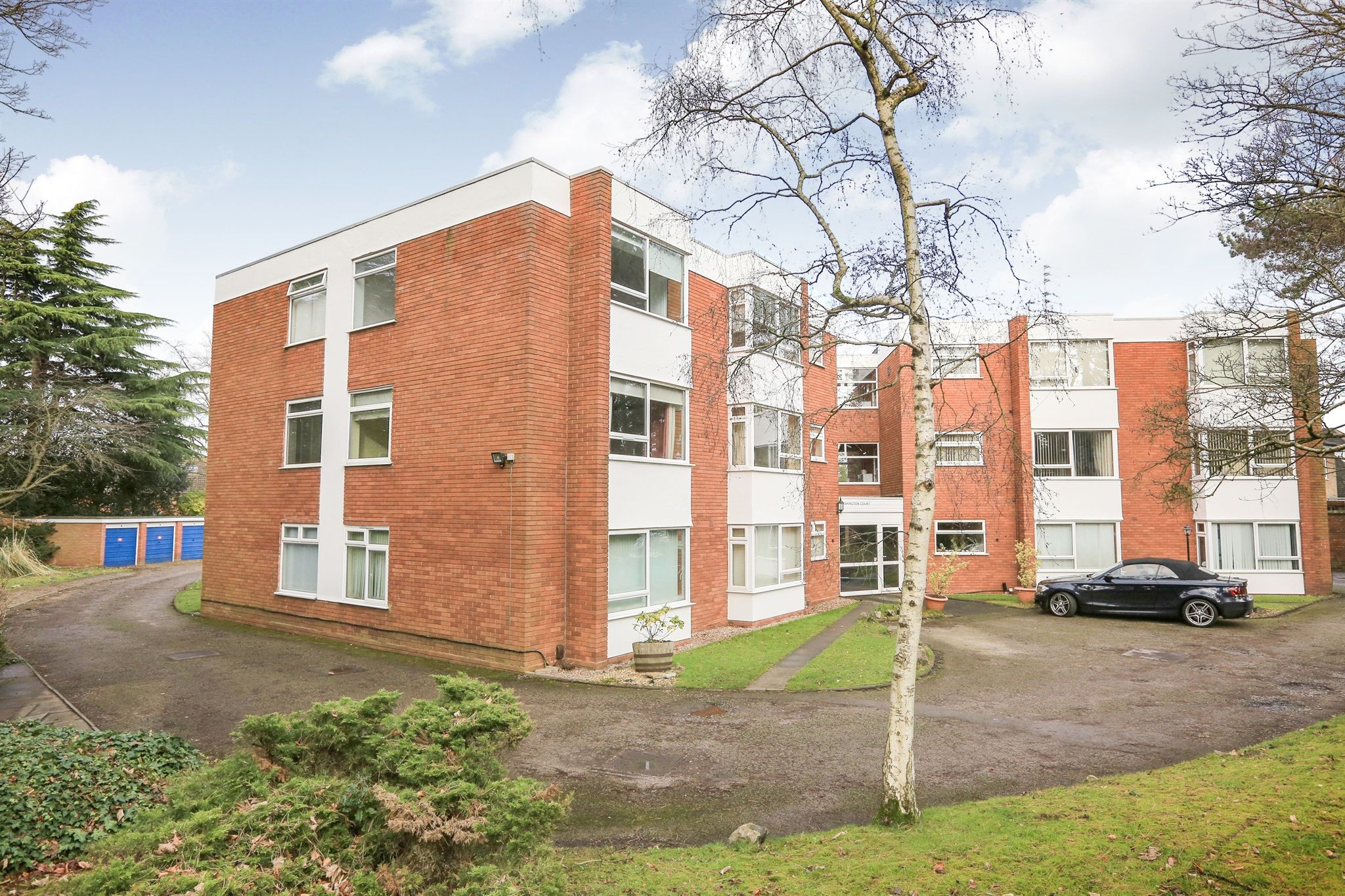 Finchfield Road West, Finchfield, Wolverhampton WV3  