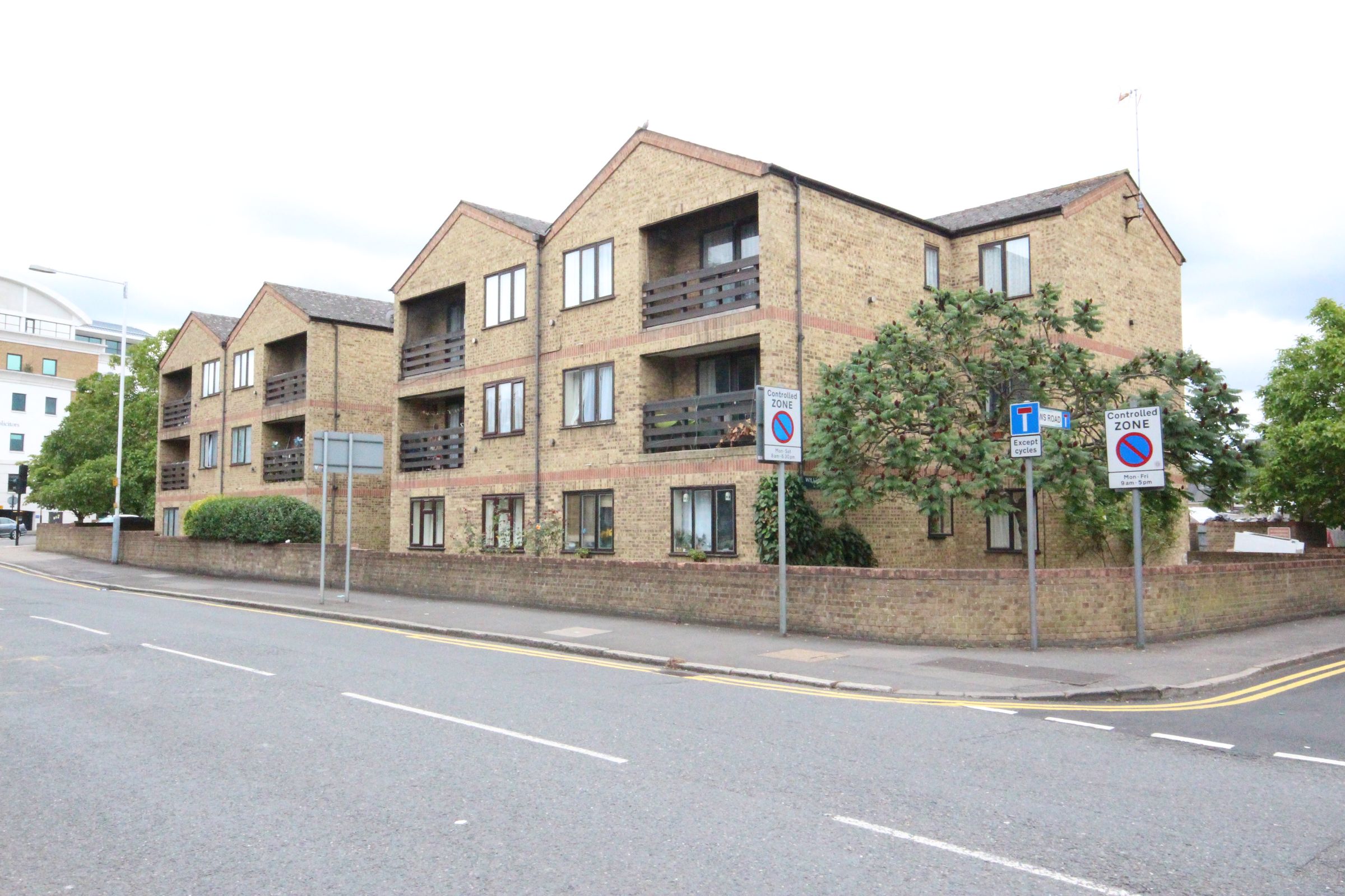 1 bed flat to rent in Hows Road, Cowley, Uxbridge UB8 Zoopla