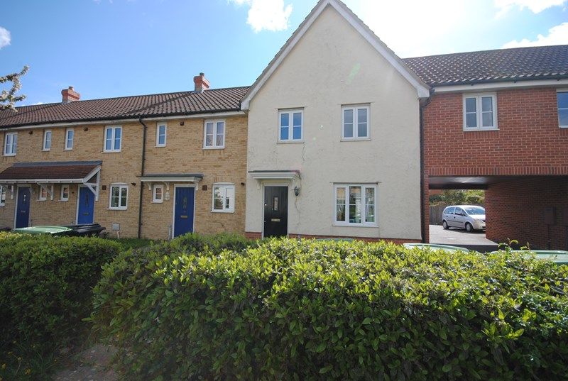 3 bed linkdetached house to rent in Pennycress Drive, Wymondham