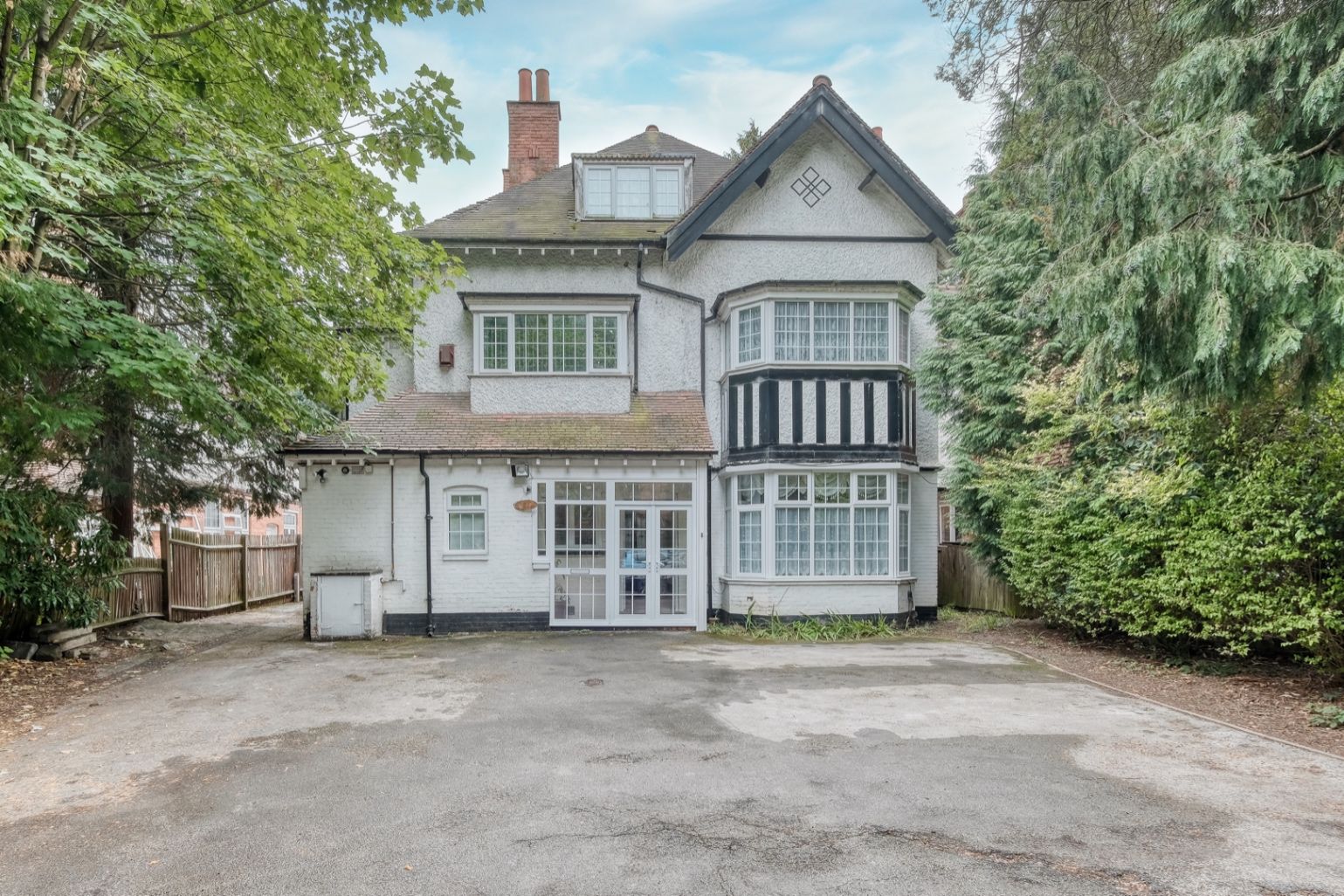 8 bed detached house for sale in Wake Green Road, Moseley, Birmingham