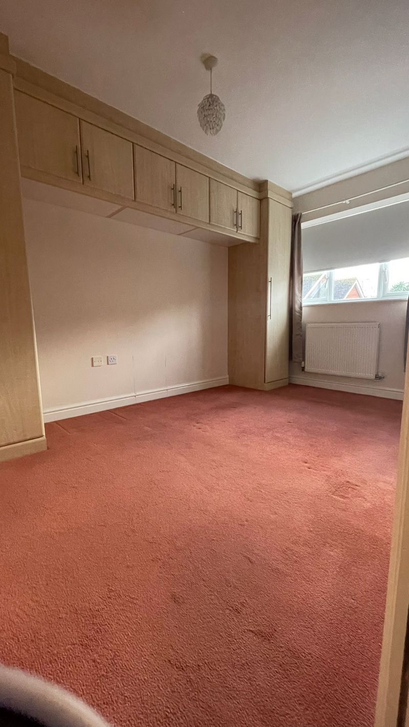 2 bed flat to rent in Colwyn Crescent, Rhos On Sea, Colwyn Bay LL28