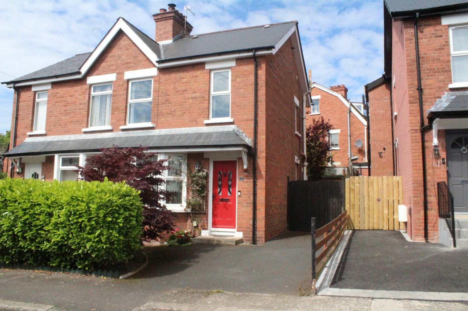 2 bed semidetached house to rent in Kirkliston Gardens, Belfast BT5