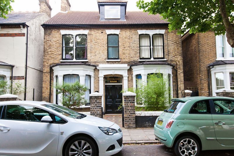 1 bed flat to rent in Park Road SS0 Zoopla