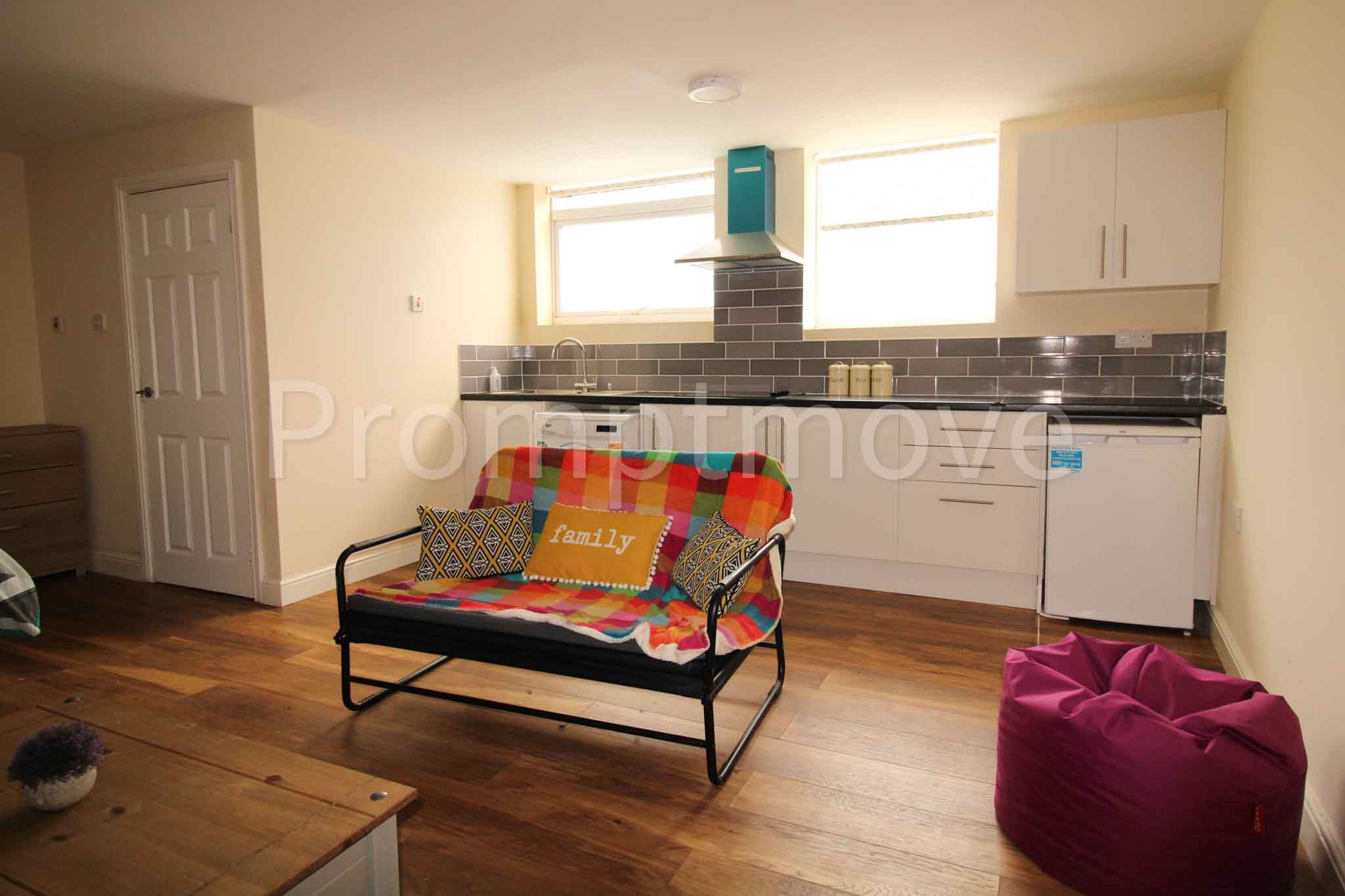 7 bed property to rent in Grange Avenue, Leagrave, Luton LU4 Zoopla