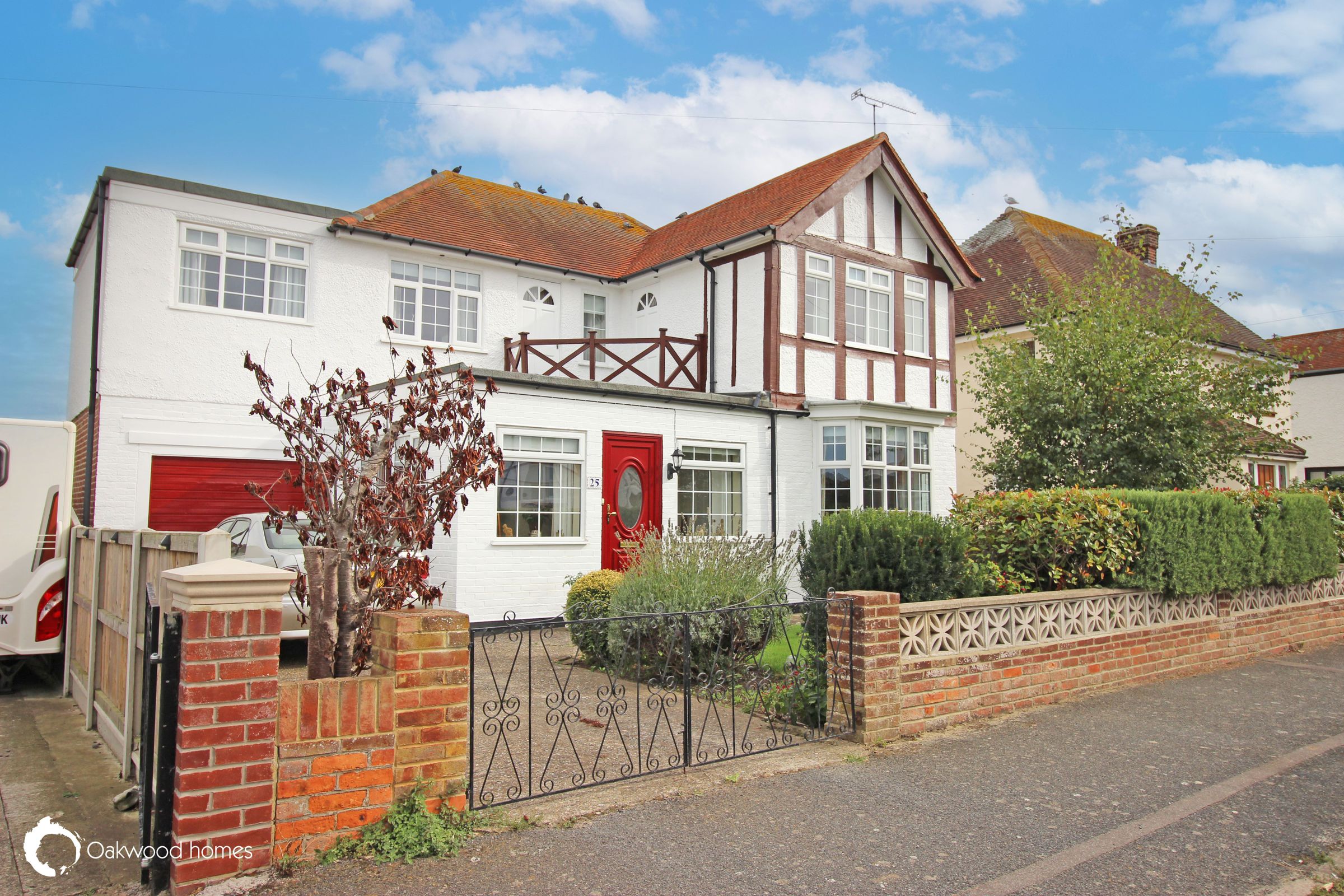 4 bed detached house for sale in Avenue Gardens, Cliftonville, Margate