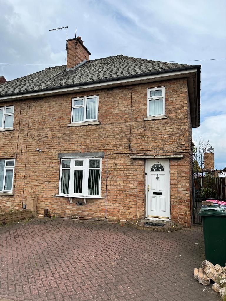 3 bed semidetached house for sale in St. Ann's Road, Eastwood