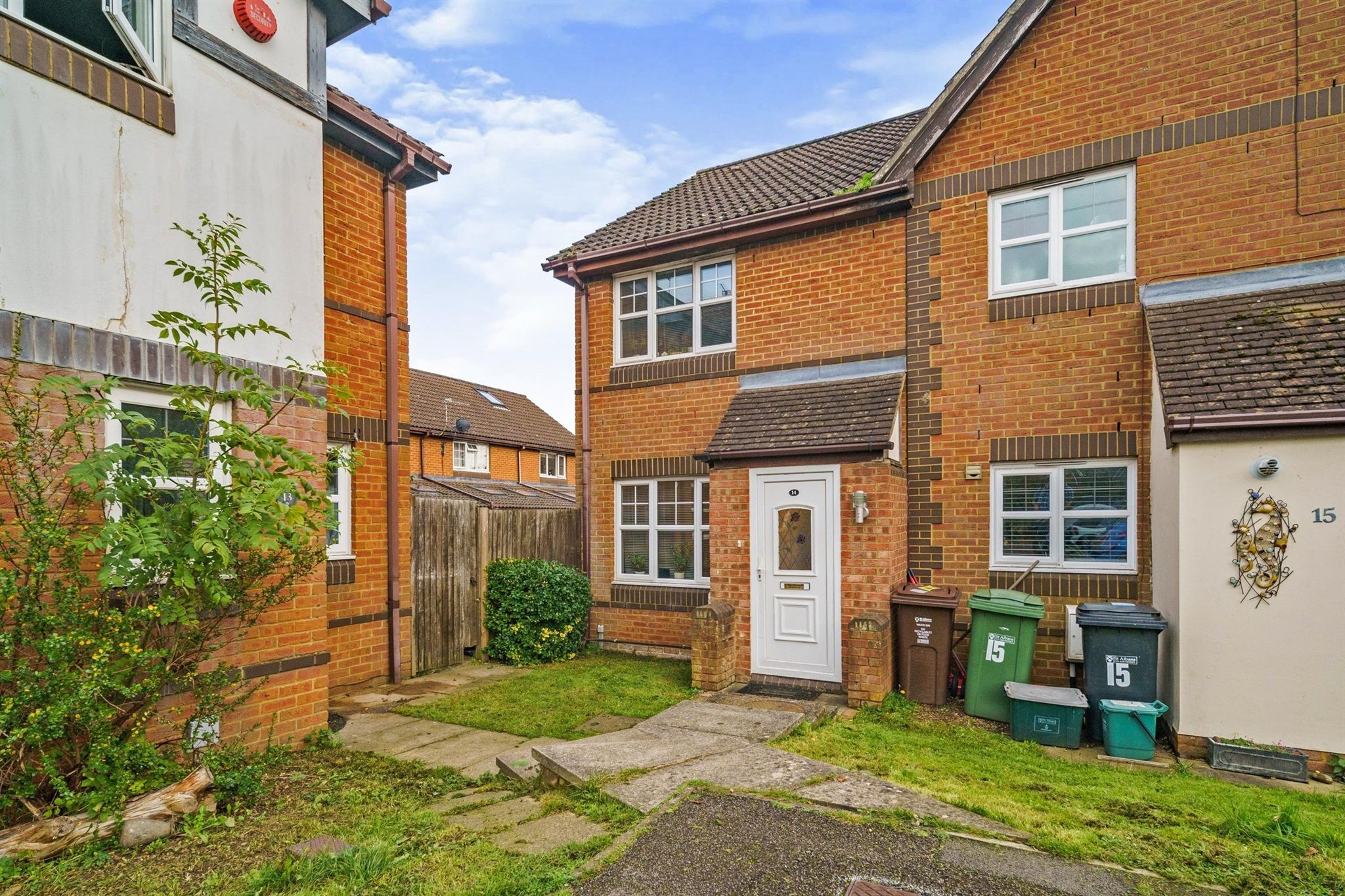 2 bed end terrace house for sale in Napier Close, London Colney, St