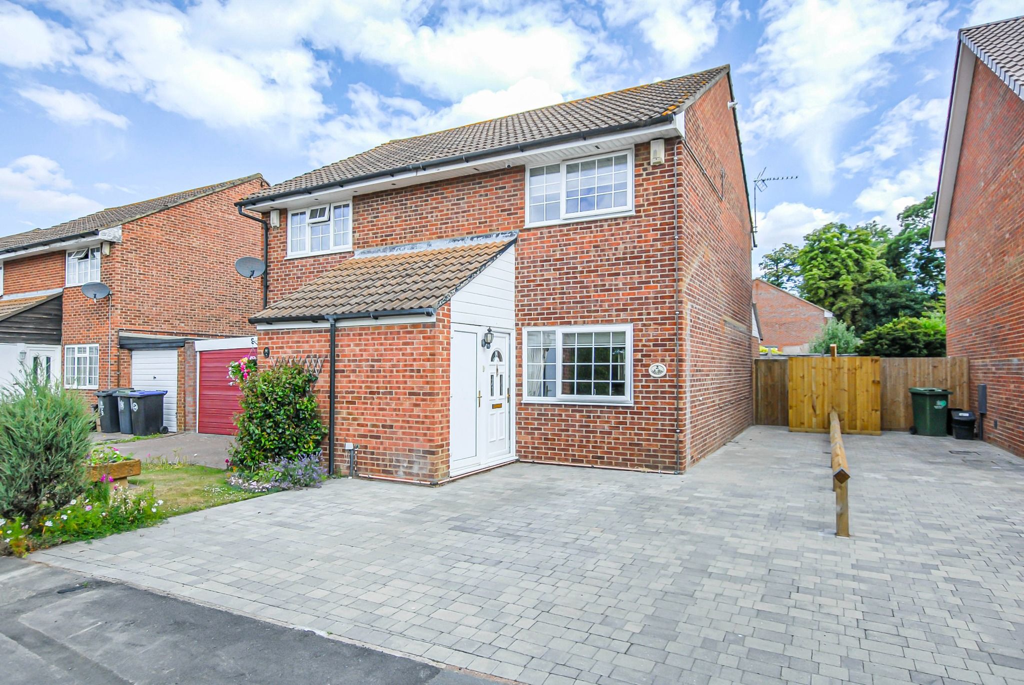 2 bed semidetached house for sale in Blinco Lane, Green, Slough SL3 Zoopla