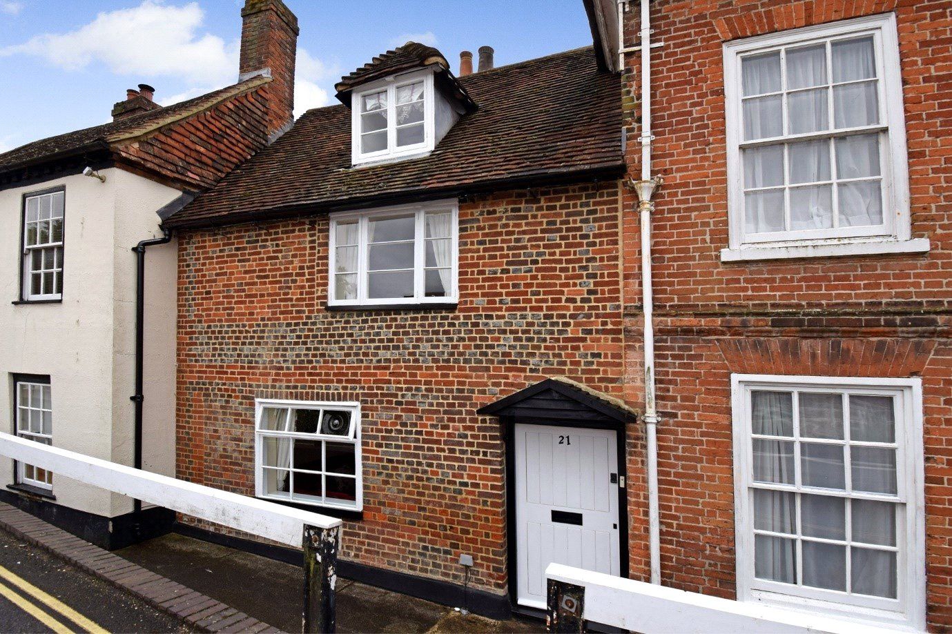 2 bed detached house for sale in West Mills, Newbury RG14 Zoopla