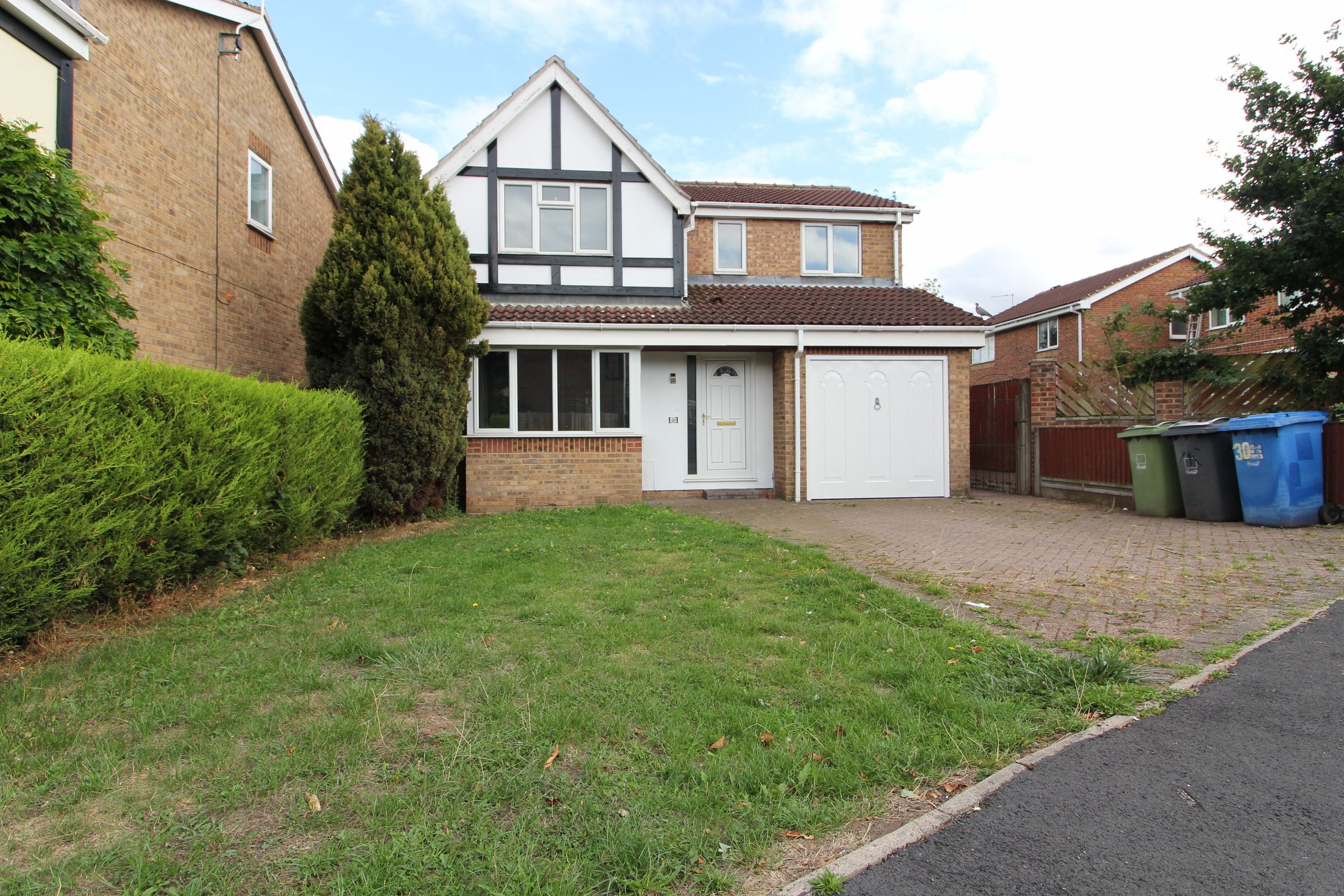 4 bed detached house for sale in Woodhill Avenue, Gainsborough DN21