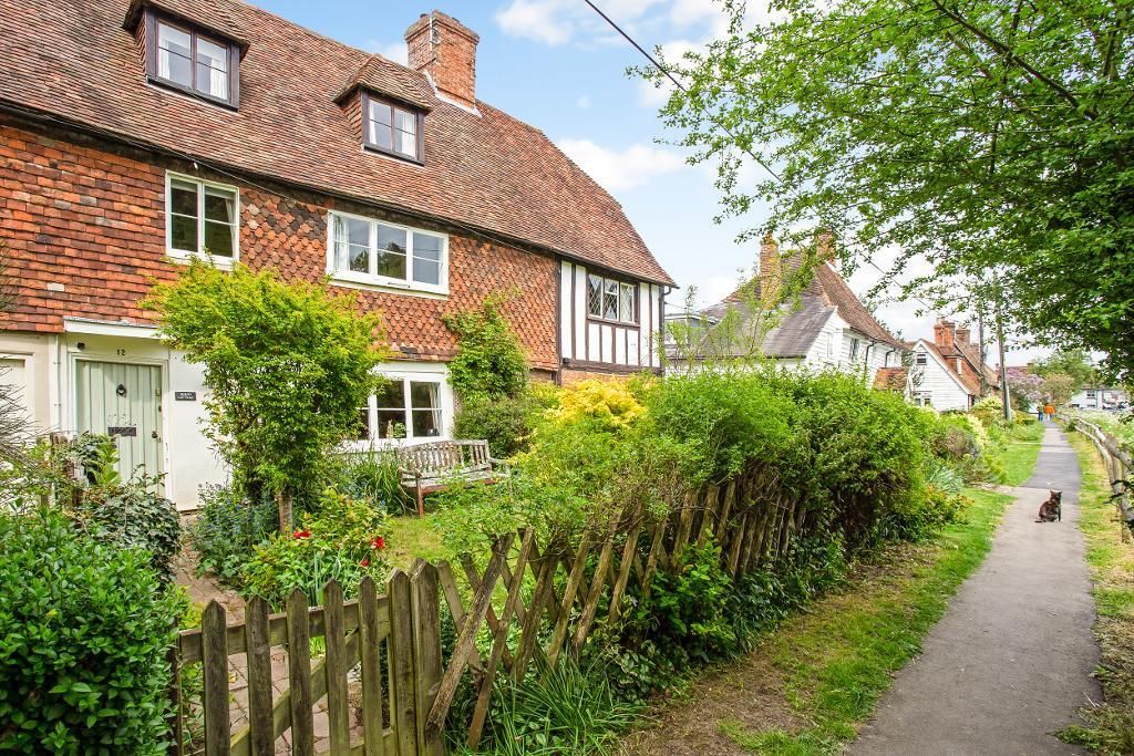 3 bed semidetached house for sale in Church Walk, Headcorn, Kent TN27