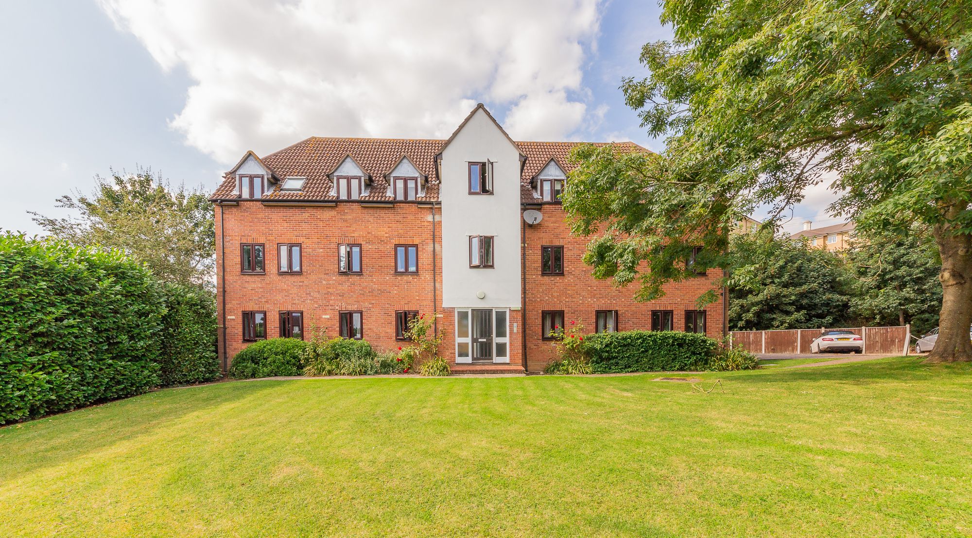 2 bed flat to rent in Mill Court, Braintree, Essex CM7 Zoopla