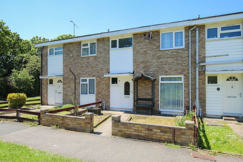 Ruskin Path, Wickford SS12  