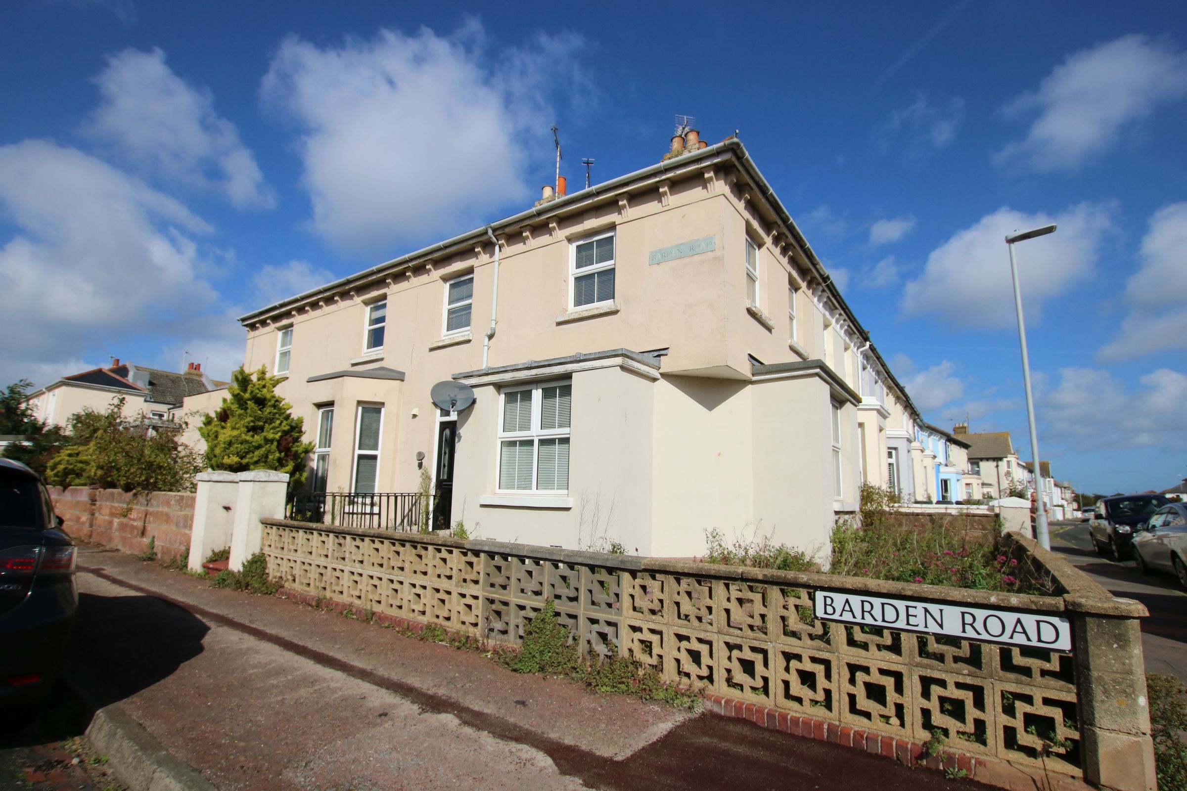 Studio to rent in Barden Road, Eastbourne BN22 Zoopla