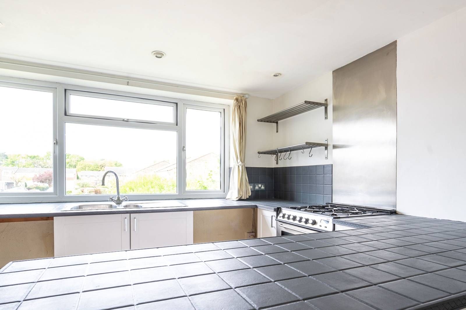 2 bed flat for sale in Arethusa Way, Bisley, Woking GU24 Zoopla