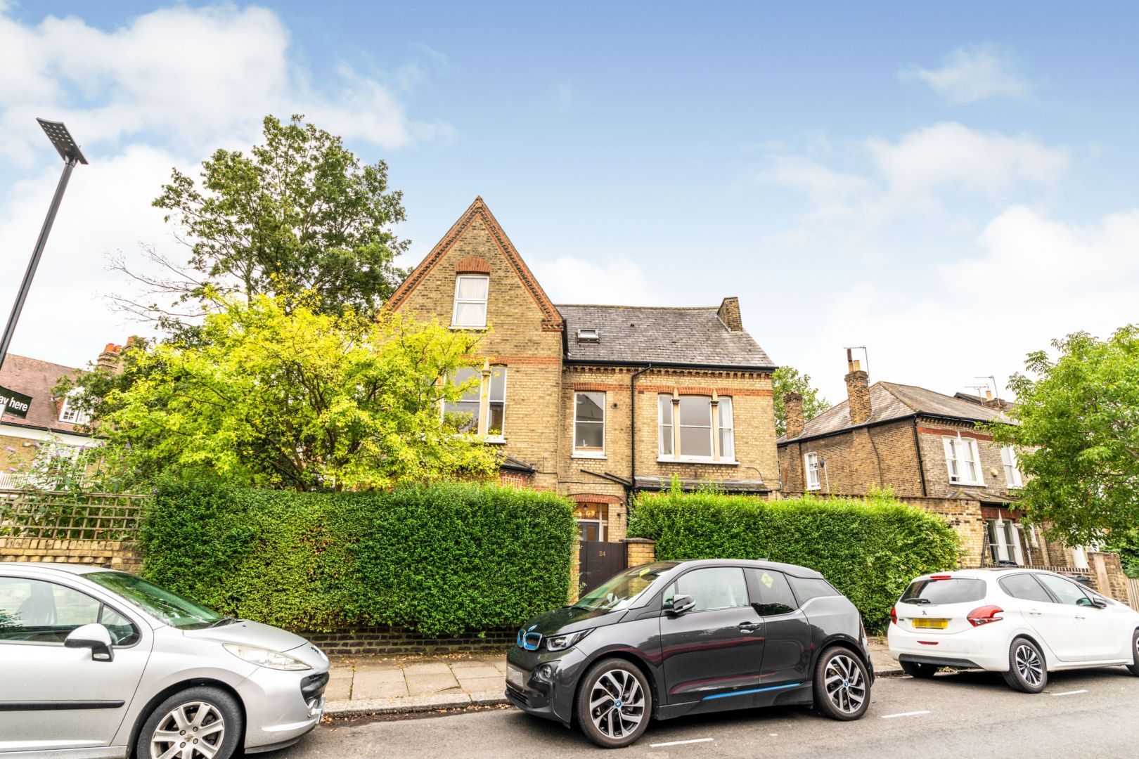 Grosvenor Road, Chiswick W4