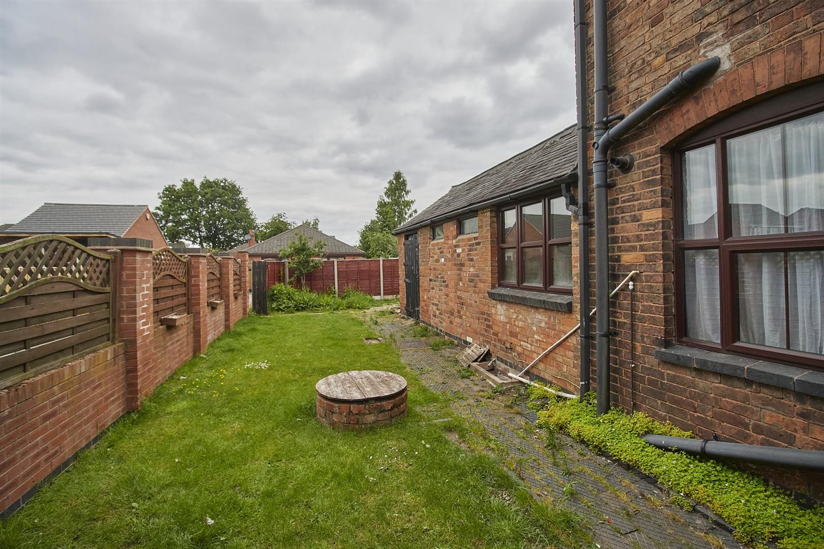 3 bed detached house for sale in Coventry Road, Burbage, Hinckley LE10