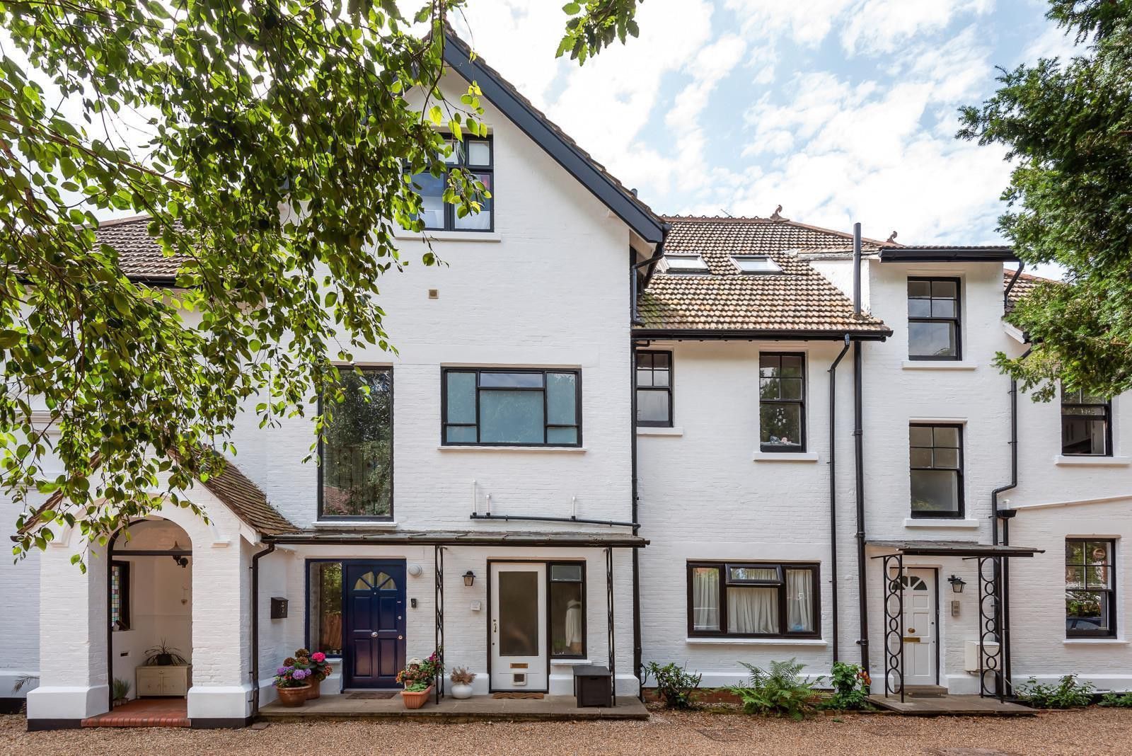 Brackenhurst, St Georges Ave, Weybridge KT13  