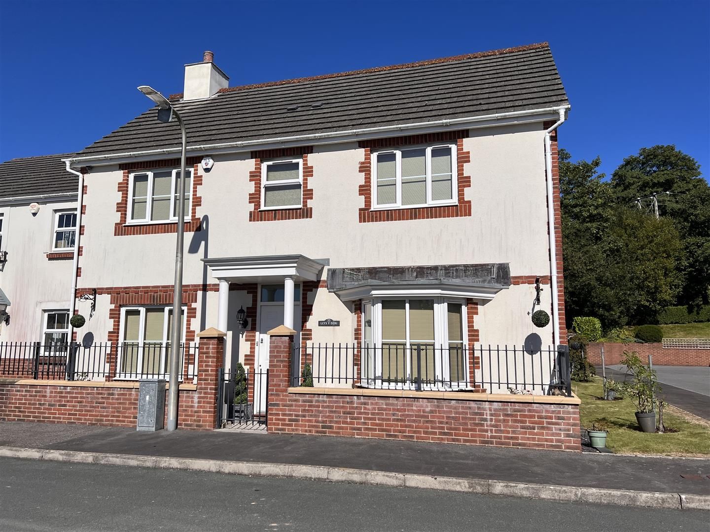 4 bed detached house for sale in Erwr Brenhinoedd, Llandybie, Ammanford