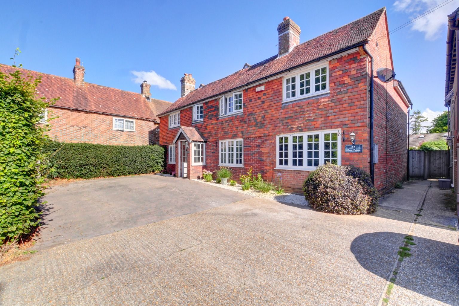 5 bed detached house for sale in High Street, Ninfield, Battle, East