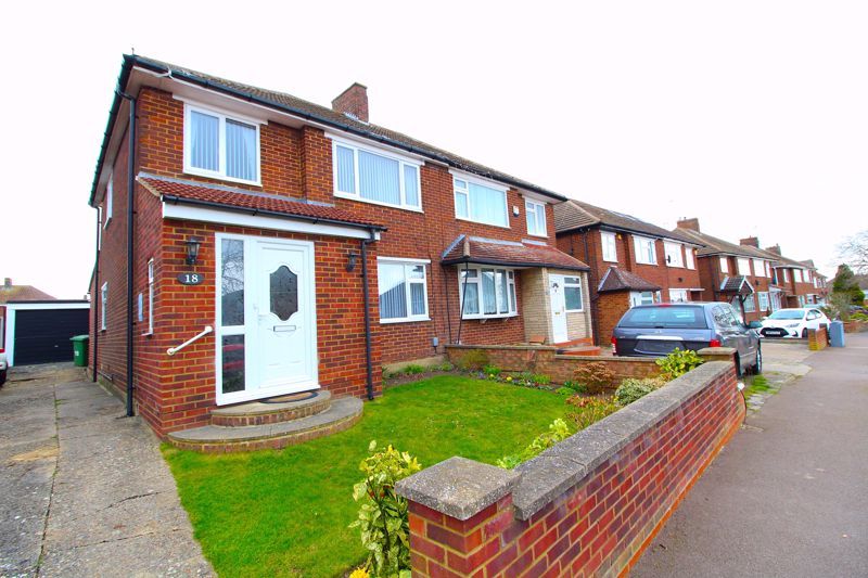 4 bed semidetached house for sale in Alpine Way, Luton LU3 Zoopla