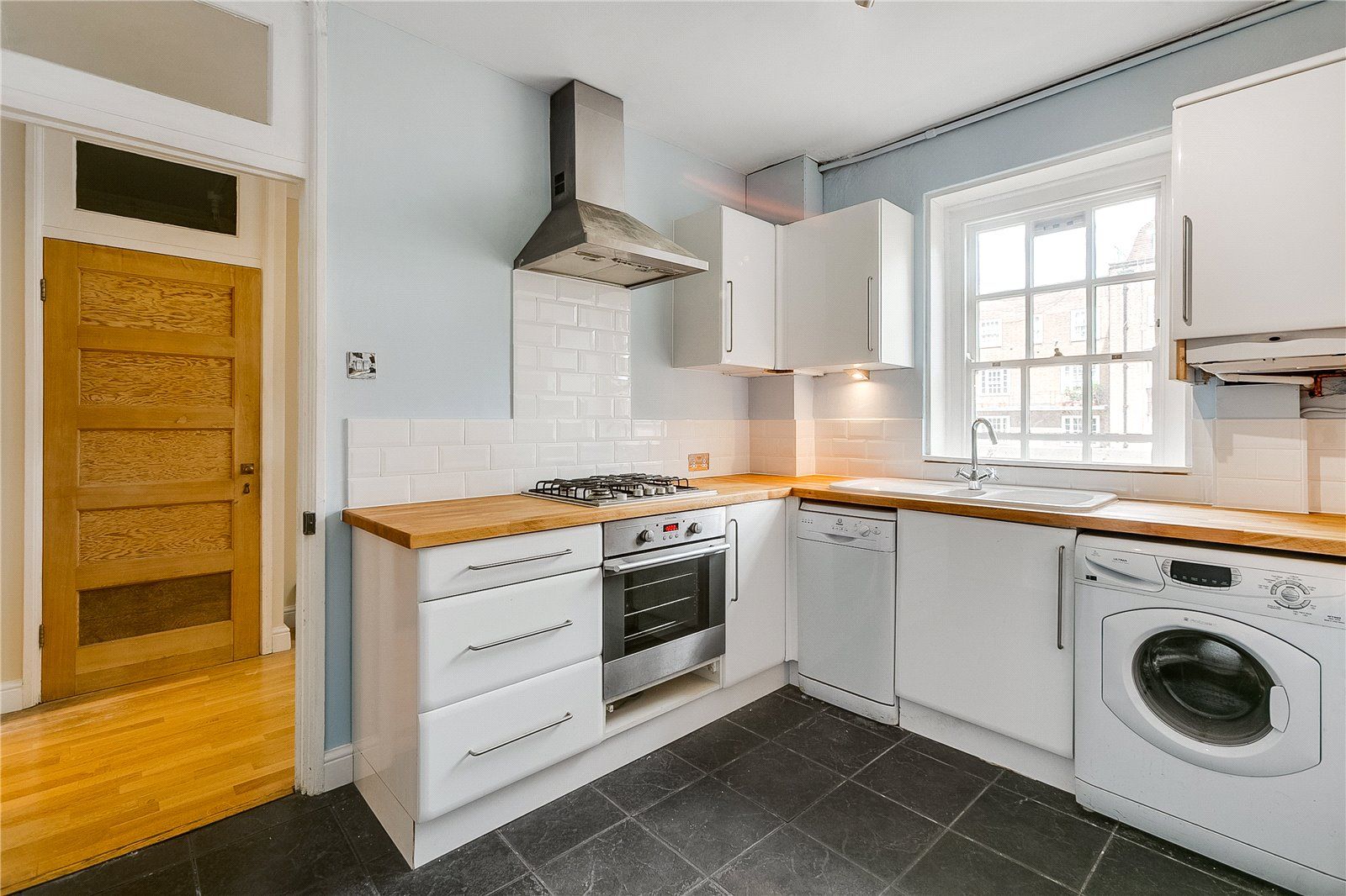 2 bed flat to rent in Shipley House, Albion Avenue, London SW8 Zoopla