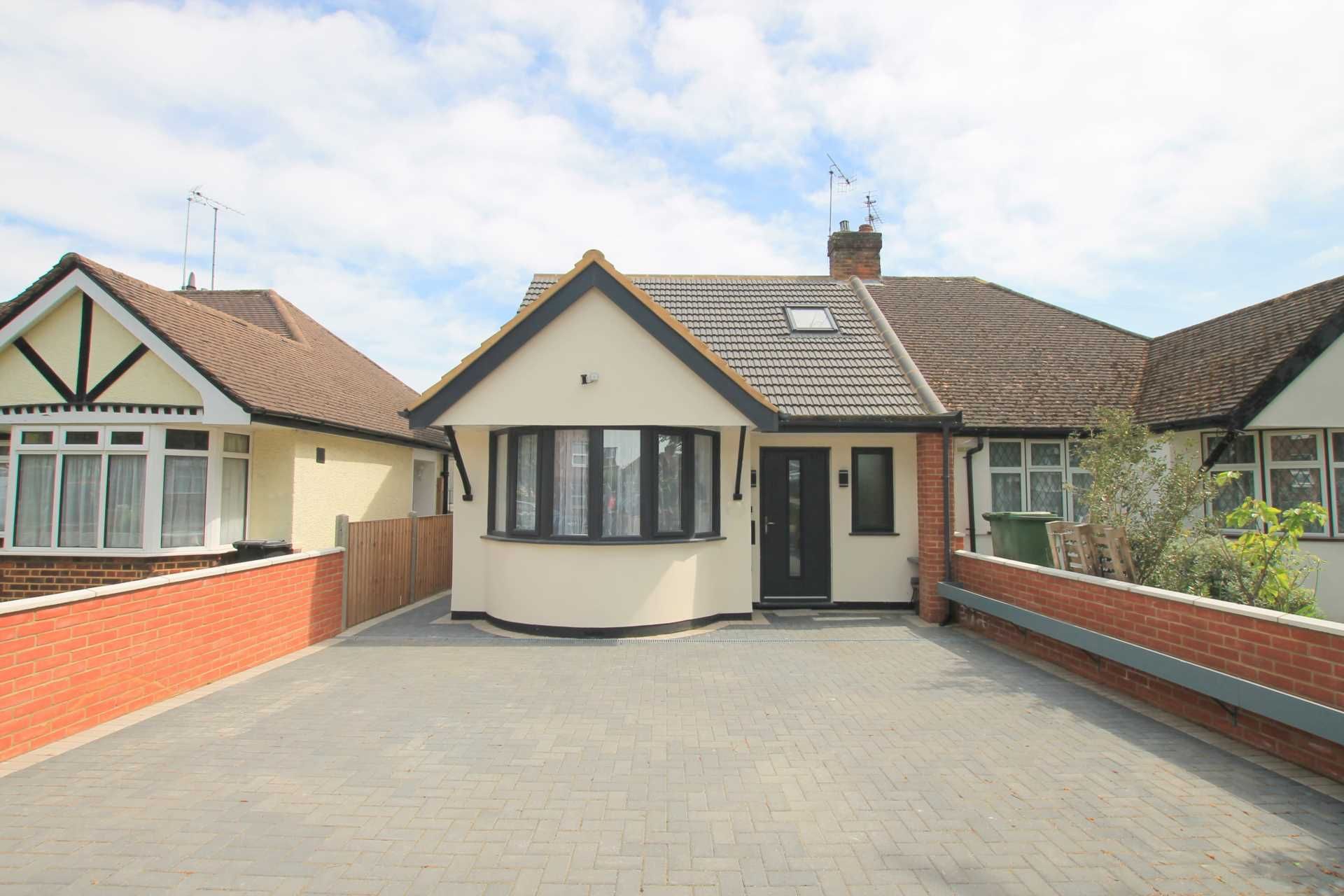 4 bed semidetached bungalow for sale in Hillrise Avenue, Watford WD24