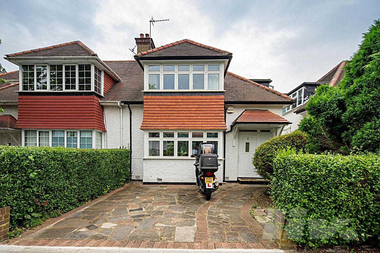 Greenfield Gardens, Cricklewood NW2  