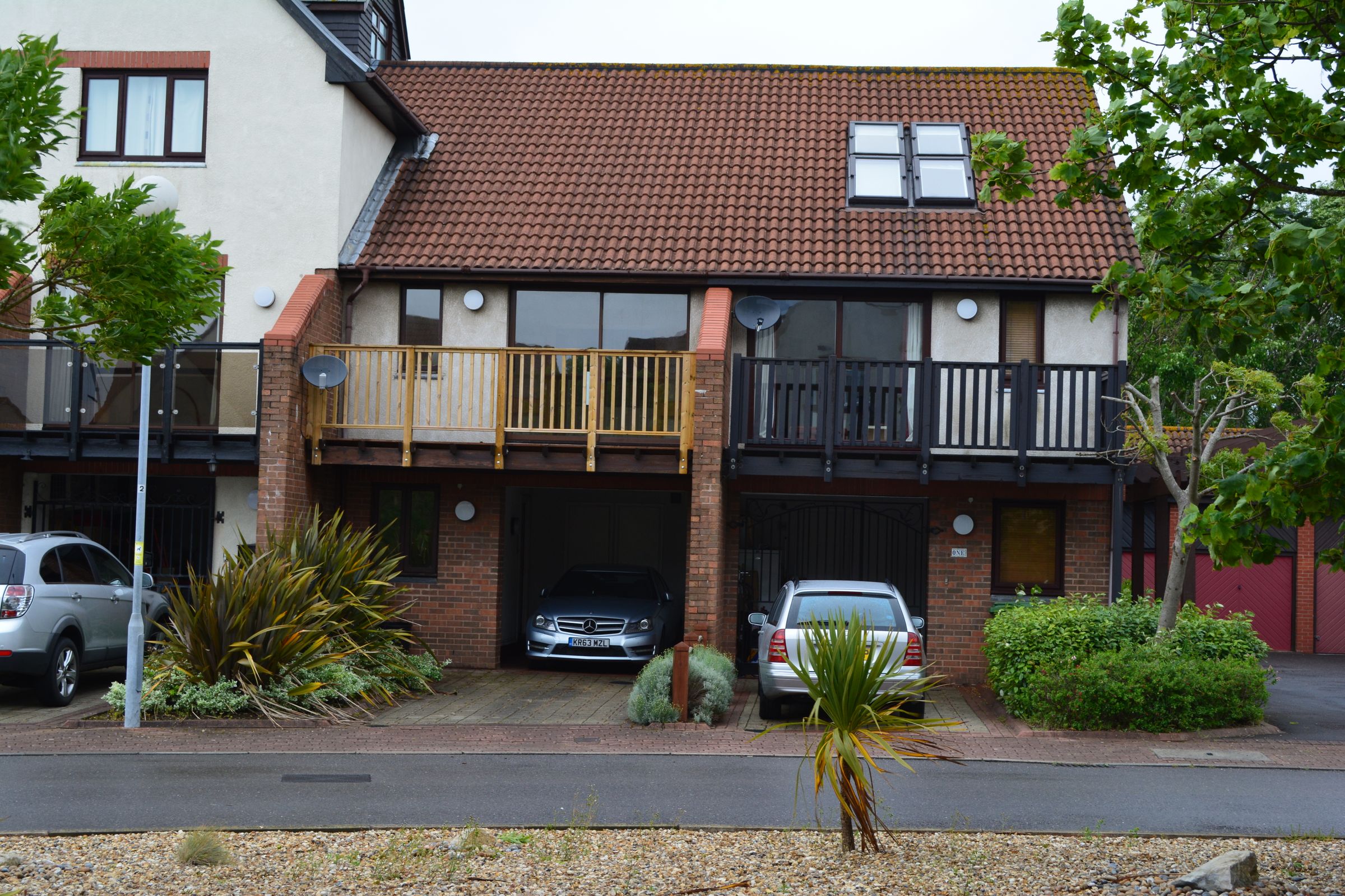 3 bed terraced house to rent in Holywell Drive, Port Solent, Portsmouth