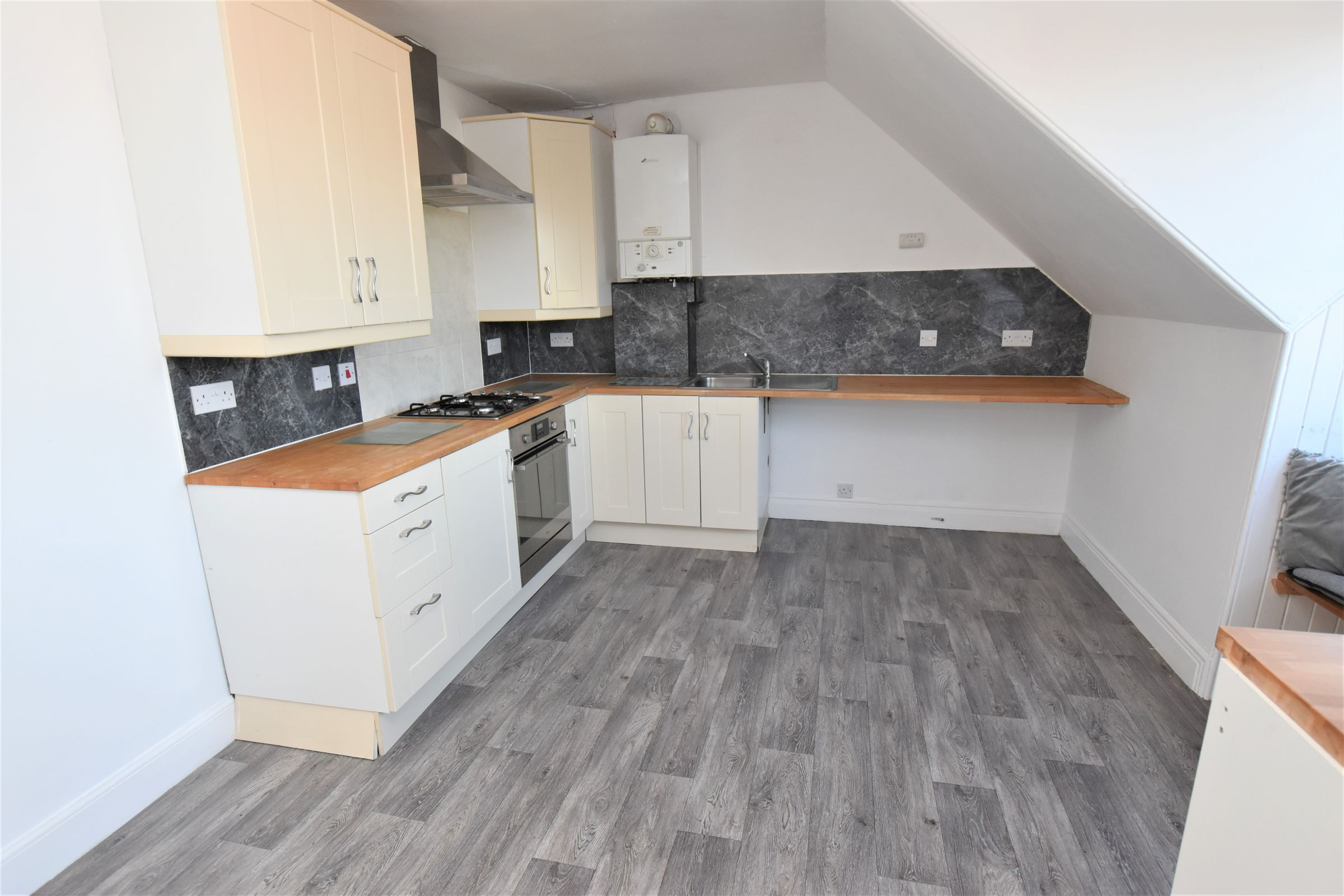 3 bed flat for sale in Causewayend, Coupar Angus, Blairgowrie PH13 Zoopla