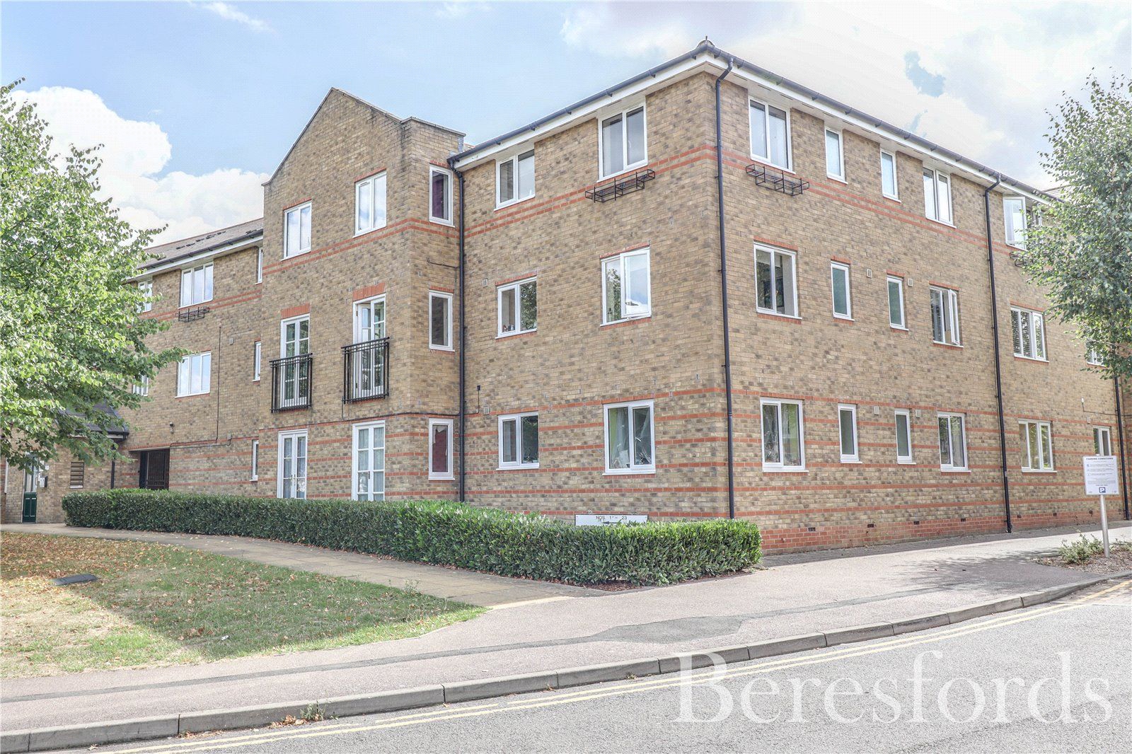 2 bed flat for sale in Nottage Crescent, Braintree CM7 Zoopla