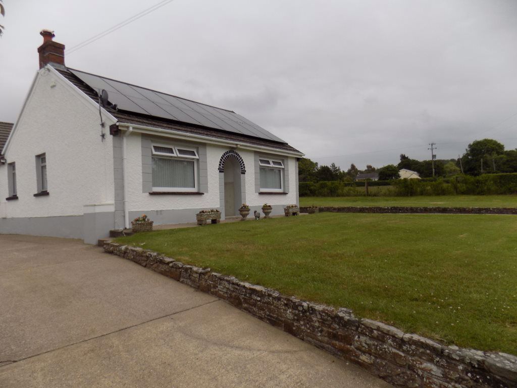 2 bed bungalow to rent in Rosedale Annex, Llanrhidian, Swansea. SA3