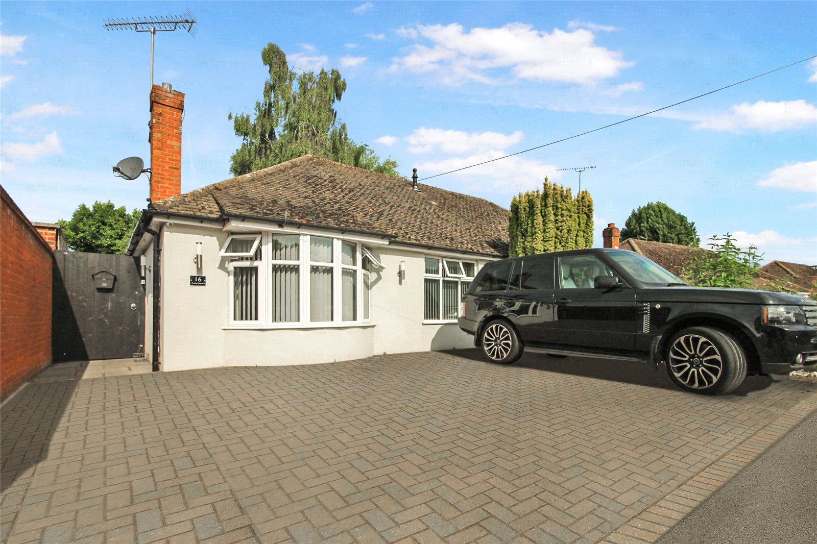 Azalea Avenue Wickford SS12  