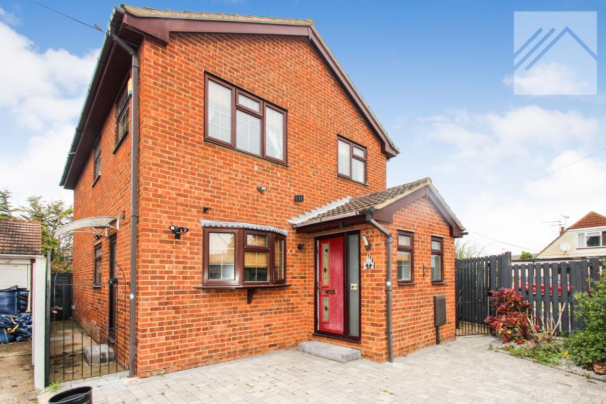 Byron Close Canvey Is SS8  