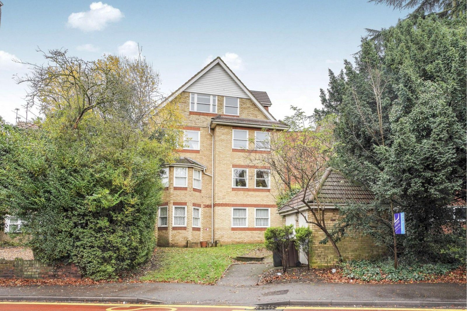 Studio to rent in Brighton Road, Sutton SM2 Zoopla