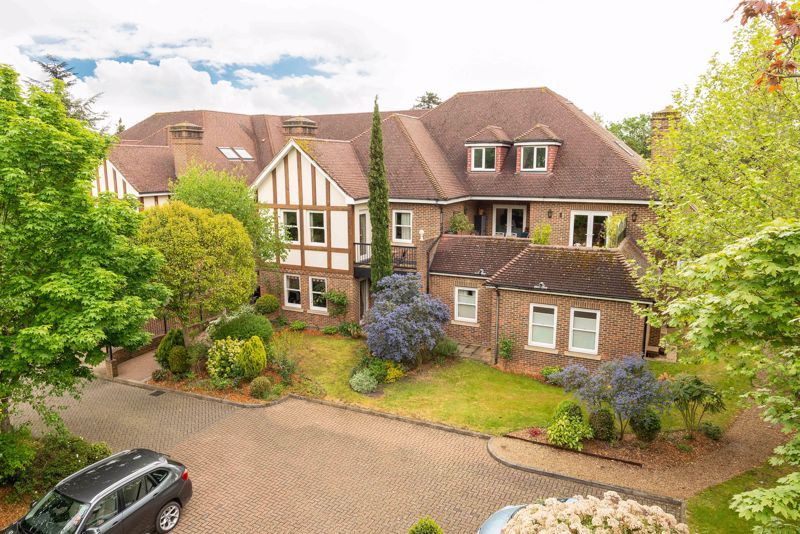 Culverden Terrace, Oatlands Drive, Weybridge KT13  