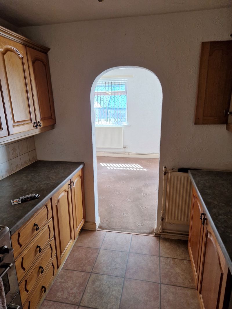 3 bed terraced house to rent in Caistor Walk, Oldham OL1 Zoopla