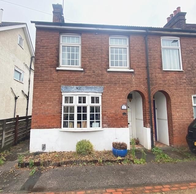 2 bed semidetached house for sale in High Street, London Colney AL2