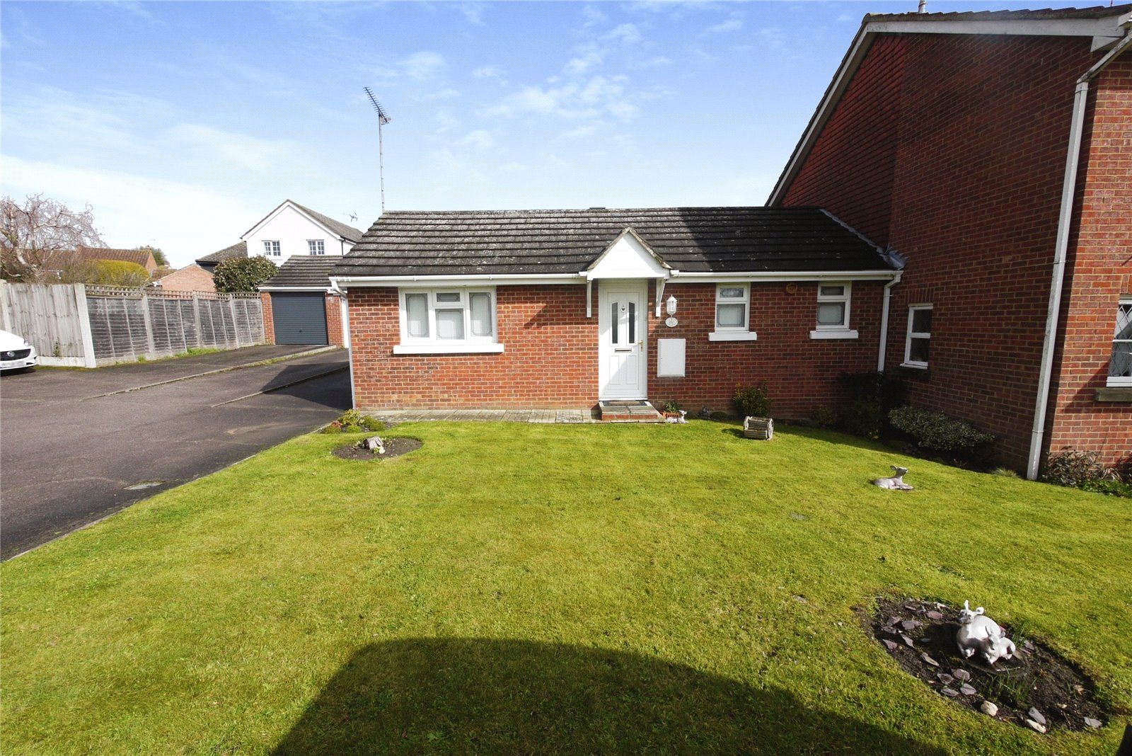 1 bed bungalow for sale in York Road, Billericay, Essex CM12 Zoopla