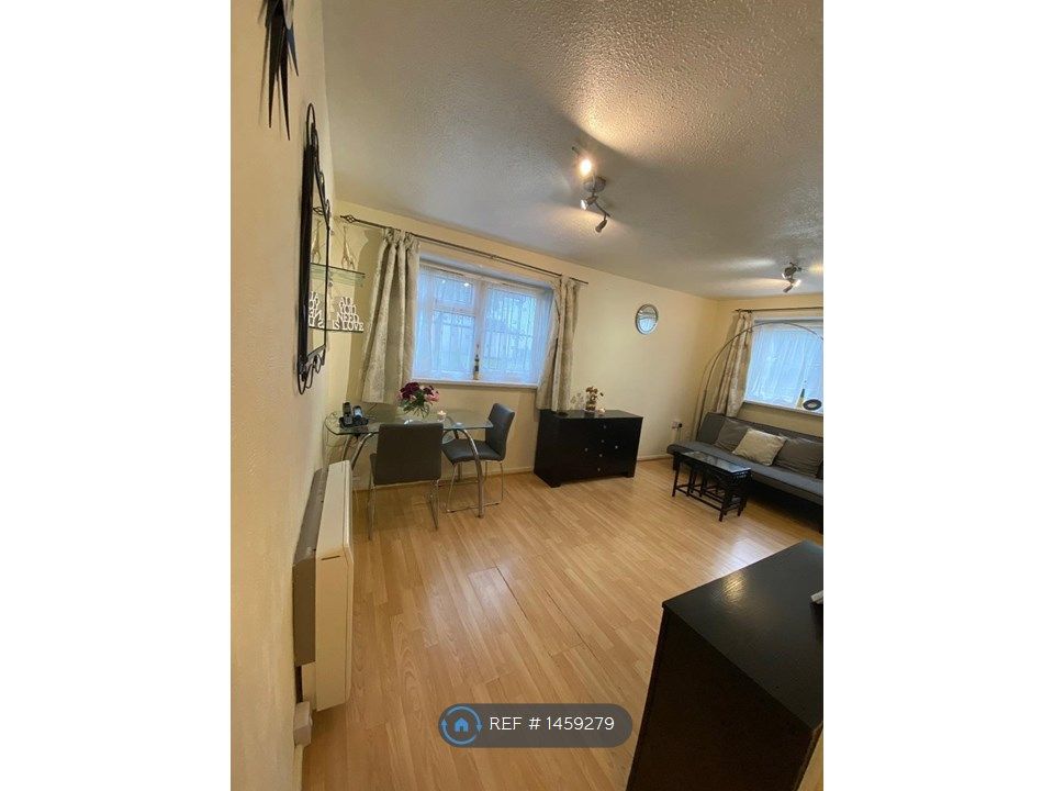 1 bed flat to rent in Holborn Gardens, Leeds LS6 Zoopla