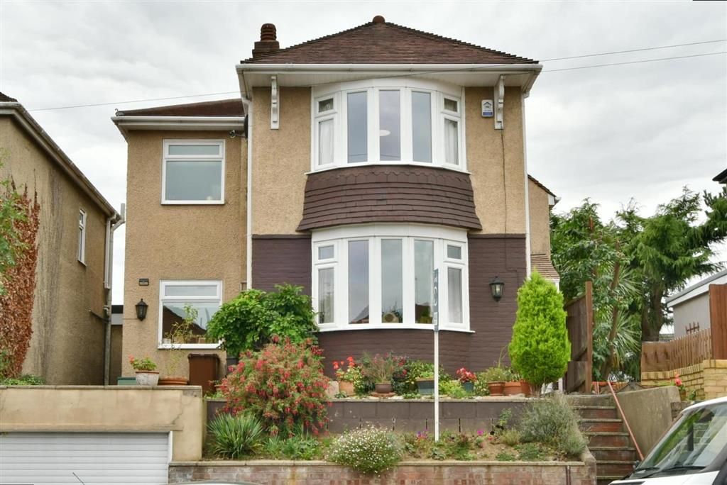 4 bed detached house for sale in Cliffe Road, Strood, Rochester, Kent