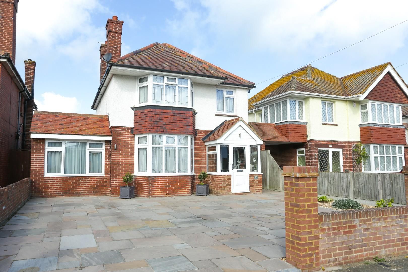 4 bed property for sale in Gresham Avenue, Margate CT9 Zoopla