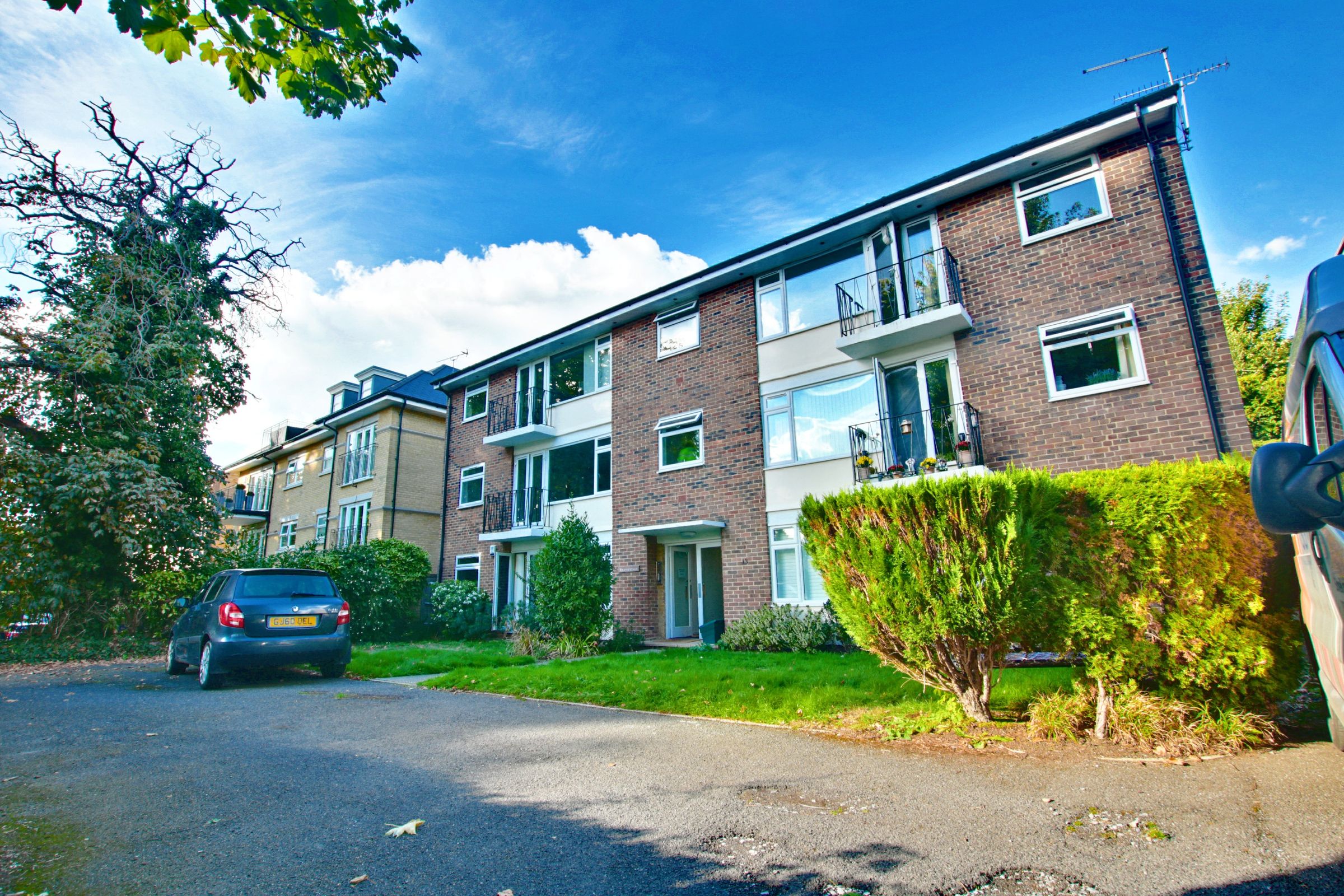 3 bed flat to rent in The Avenue, Beckenham BR3 Zoopla