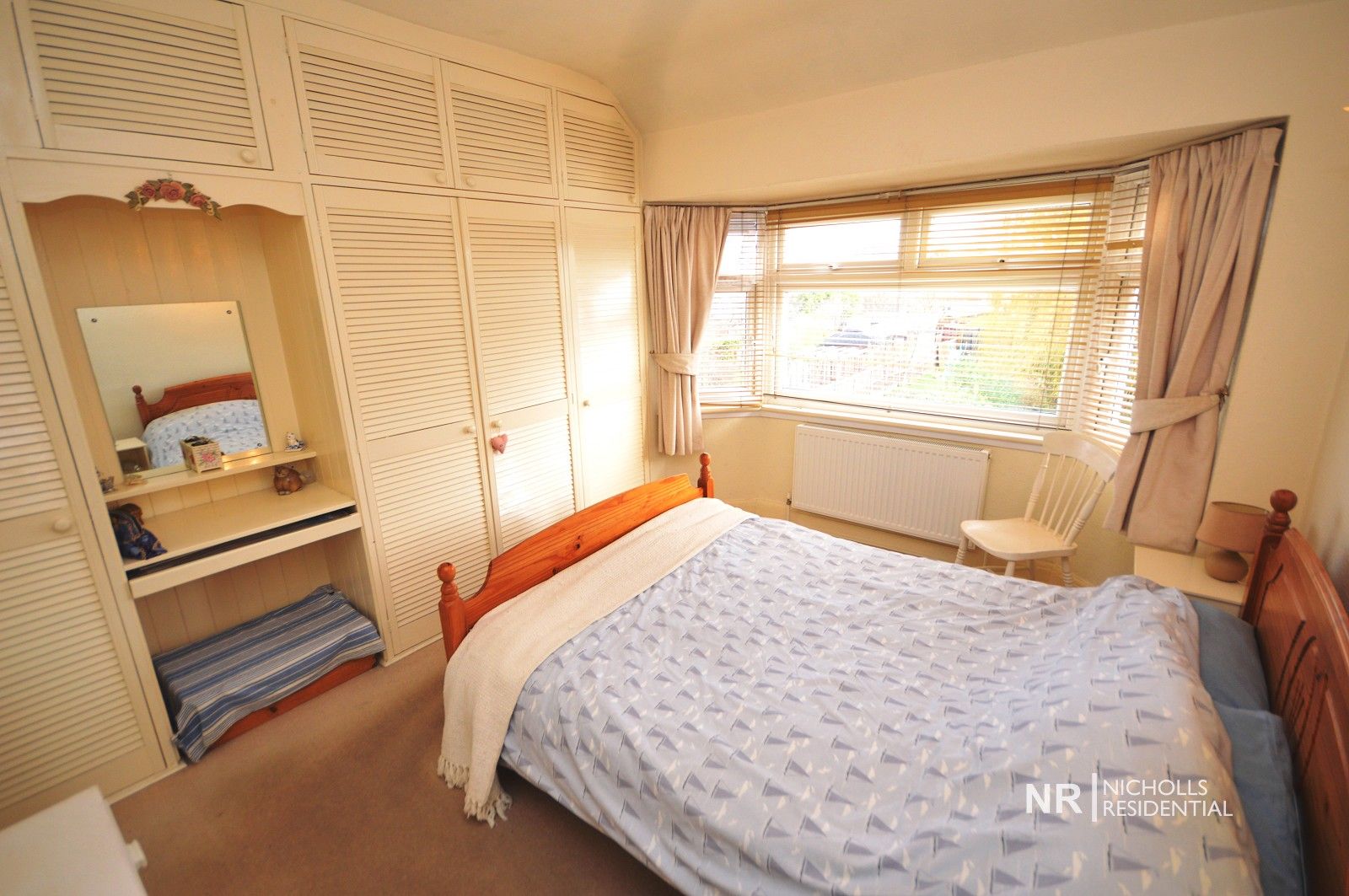3 bed end terrace house for sale in Egham Crescent, Cheam, Sutton