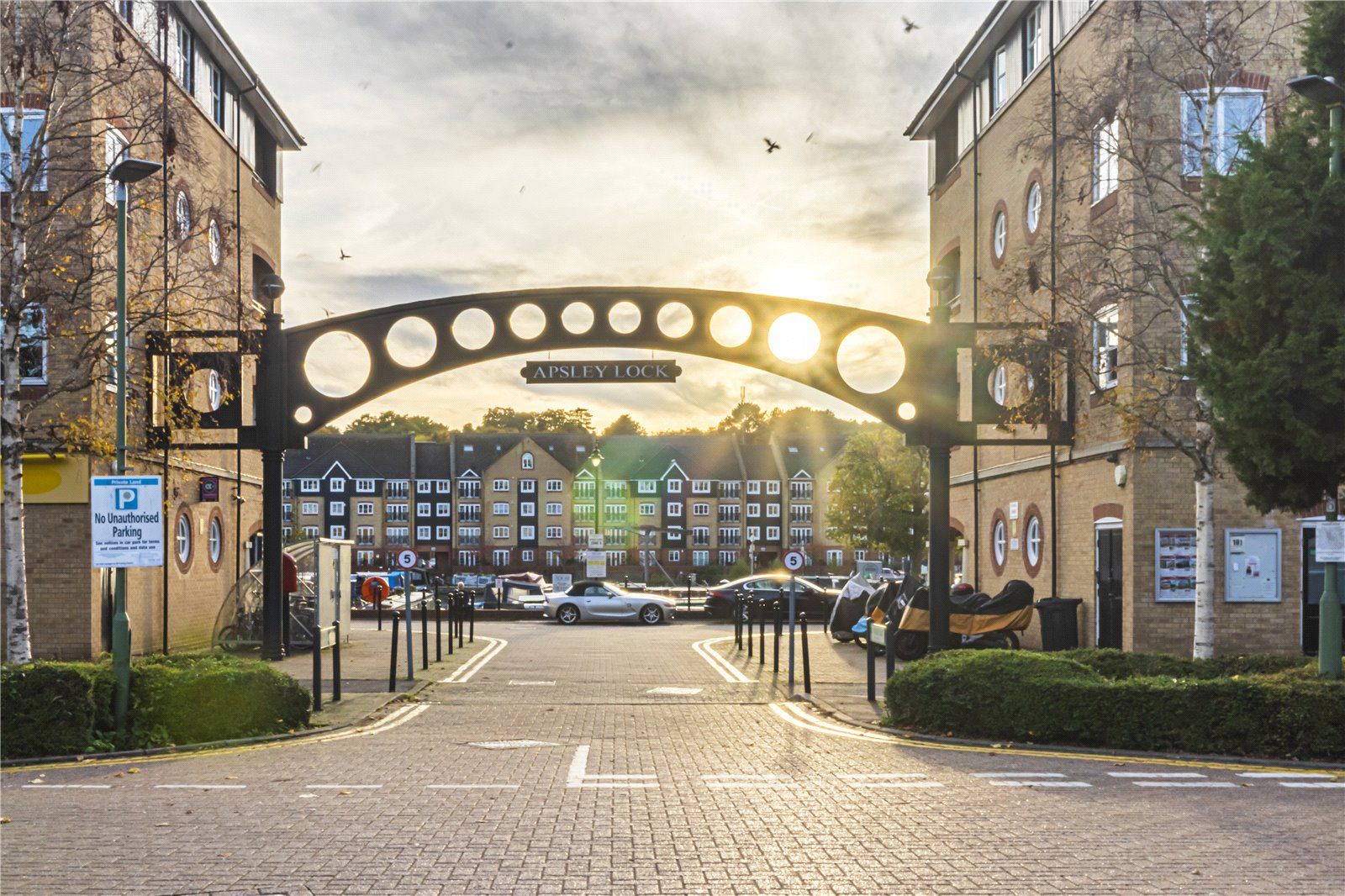 2 bed flat for sale in Evans Wharf, Apsley Lock, Hemel Hempstead