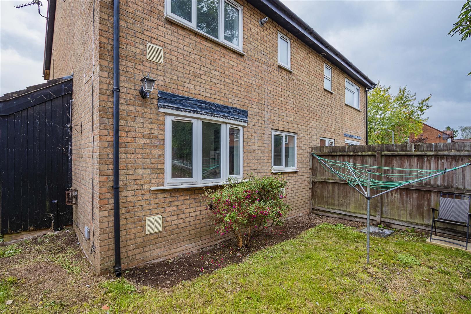 1 bed semidetached house to rent in Oakridge, Thornhill, Cardiff CF14