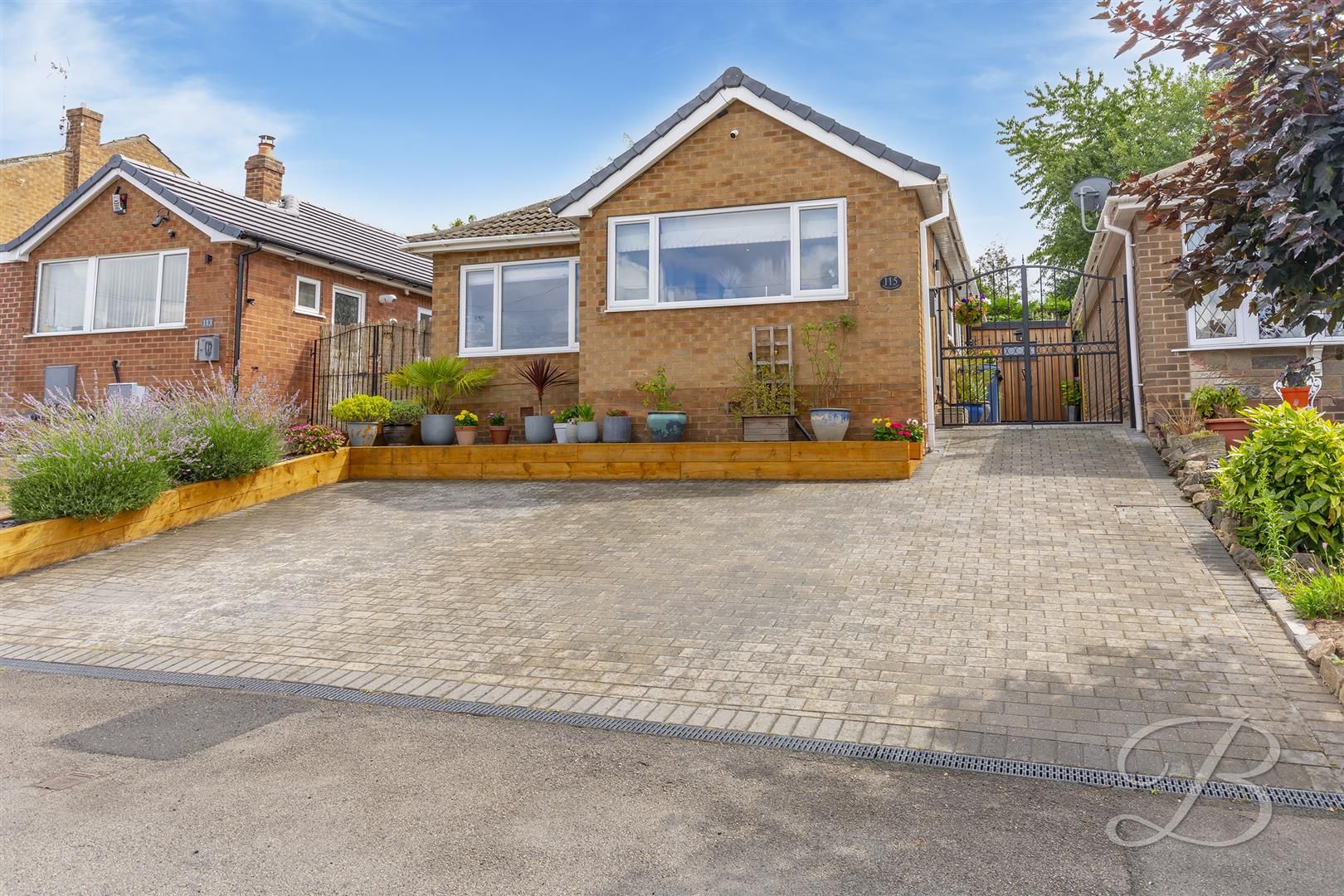 3 bed detached bungalow for sale in Marples Avenue, Mansfield Woodhouse