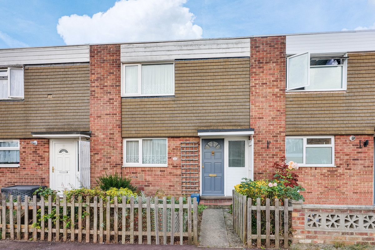 2 bed terraced house for sale in Audleys Close, SouthendOnSea SS2