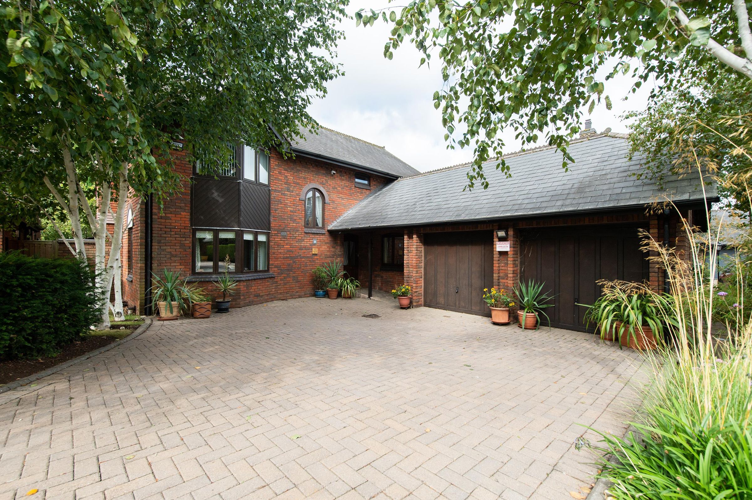 4 bed detached house for sale in Bamburgh Grove, Leamington Spa